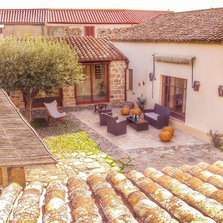 Il Borgo Dell'Arcangelo Tuili Екстер'єр фото