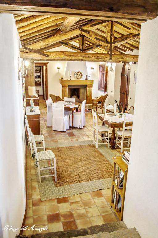 Il Borgo Dell'Arcangelo Tuili Екстер'єр фото